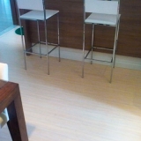 empresa de piso laminado na sala de jantar Vila Dila